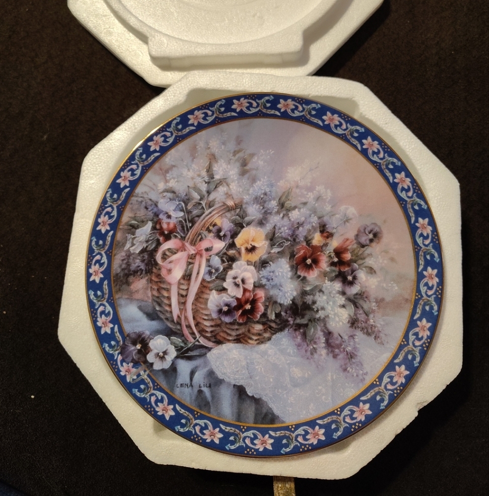 Lena Liu PANSIES Basket Collector Limited Second Issue Edition Plate 1992